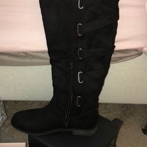 Black boots